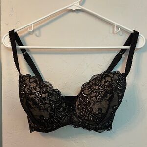 Elegant Black Lace Bra Le Mystere